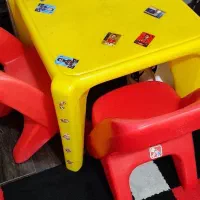 میز و صندلی محکم