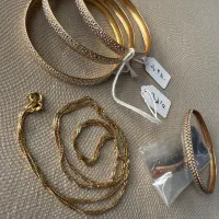 فروش فوری مقداری طلا