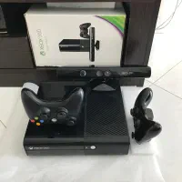 xbox 360 superslim 250GB دودسته +kinect