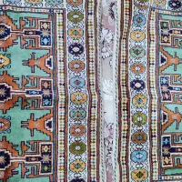 پشتی دستباف و گلیم دست بافت عتیقه