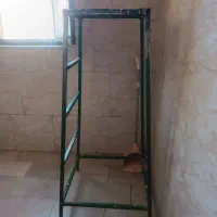 چهارپایه آهنی محکم