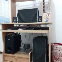 میز کامپیوتر