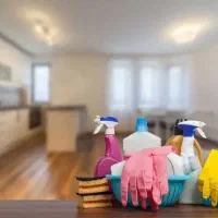 نظافت میکنم