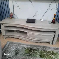 میز تلوزیون  در حد نو