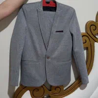 تعدادی لباس شیک مجلسی و کت شلوار پسرانه