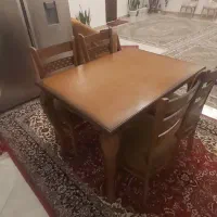 میز غذا خوری در حد با چوب راش وارداتی