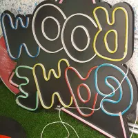 تابلو نئون گیم روم