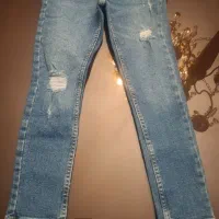 شلوار جین زارا اصل ۸ سال مناسب قد ۱۲۸ سانت