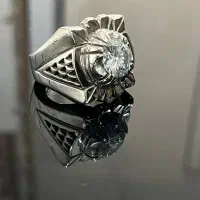 الماس موزانایت