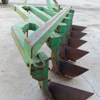 گاو آهن|ماشین‌آلات صنعتی|چگنی, |دیوار