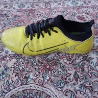 کفش فوتبال|تجهیزات ورزشی|سنندج, |دیوار