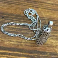 زنجیر و پلاک کپسولی نقره و پلاک های نقره جذاب