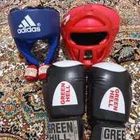 وسایل بوکس ۲ عدد کلاه نو یه جفت دست کش یه جفت باند