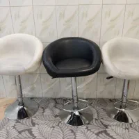 صندلی پشت اپن