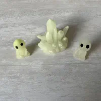 مجسمه بامزه شبرنگ