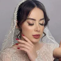 میکاپ با بهترین متریال و تضمین ماندگاری پایه از۵۰۰