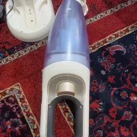 گوشی و تعدادی وسیله