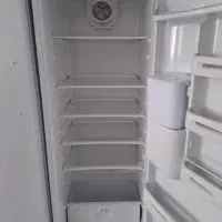 یک عدد یخچال پارس
