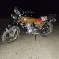 موتور سیکلت 200