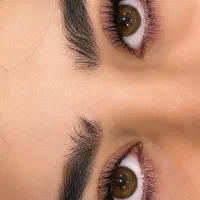 اکستنشن مژه، لیفت مژه و ابرو فقط با هزینه مواد