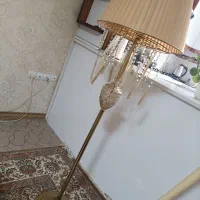 اباژور ایستاده‌. ۸۰۰تومن