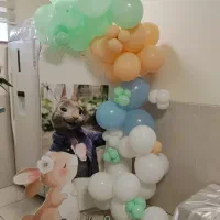 بادکنک آرایی بیمارستان برای نوزاد و اتاق زایمان