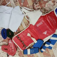 لباس مبارزه تکواندو