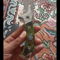 چاقو آمریکایی اصل قطب نما دار