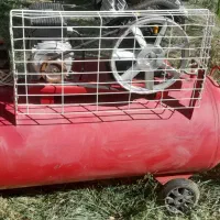 یک عدد پمپ باد 250 لیتری فروروشی