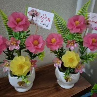 گلدان پایه دار