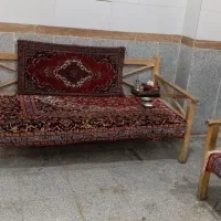 تحت قهوه خانه ای