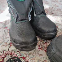 کفش کار|کیف، کفش، کمربند|قم, عمار یاسر|دیوار