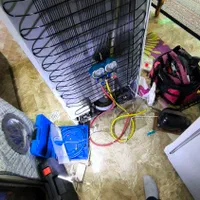 تعمیر تخصصی یخچال فریزر در محل با ابزار دیجیتال