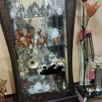 بوف کاملا تمیز دو طرف در داره