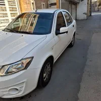 ساینا سفید ۹۸|خودرو سواری و وانت|اصفهان, وحید|دیوار