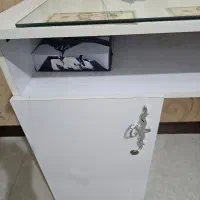 میز مطالعه ‌در حد نو دوتا قفل سالم|میز تحریر و کامپیوتر|شاهین‌شهر, شهرک میلاد|دیوار