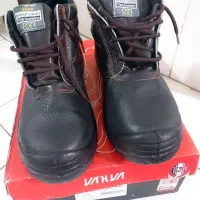 کفش کار ایمنی سایز 41