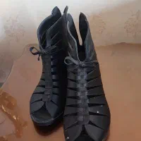 کفش سایز۴۰و۴۳