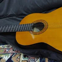 گیتار یاماها c40