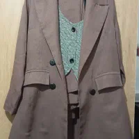 چند دست مانتو و کت شلوار