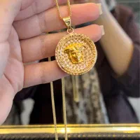 زنجیر و‌پلاک ورساچ بدون‌اجرت و‌مالیات درطلای یاقوت