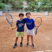 آموزش تنیس از 6 ساله تا میان‌سال