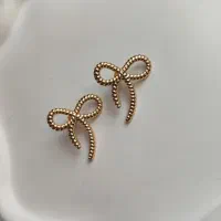 گوشواره پاپیون