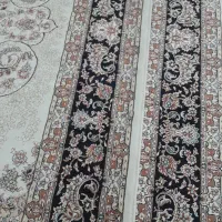 دو عدد قالی درحد نو