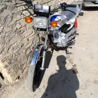 پرواز مدل 402|موتورسیکلت|بروجرد, |دیوار