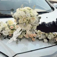 گل ارایی اقتصادی ماشین عروس،دسته گل و یلدا