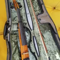 ویولن الکتریک Yamaha sv 100|ویولن|اصفهان, شاهزاده ابراهیم|دیوار