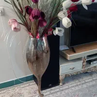 گل و گلدان و گلدان رو میزی