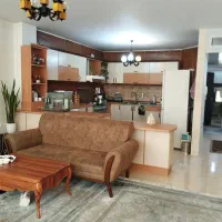 در-محیطی-آرام-نزدیک-پارک-و-فضای-سبز