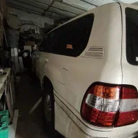 لندکروز اتاق ۱۰۰ اوراقی